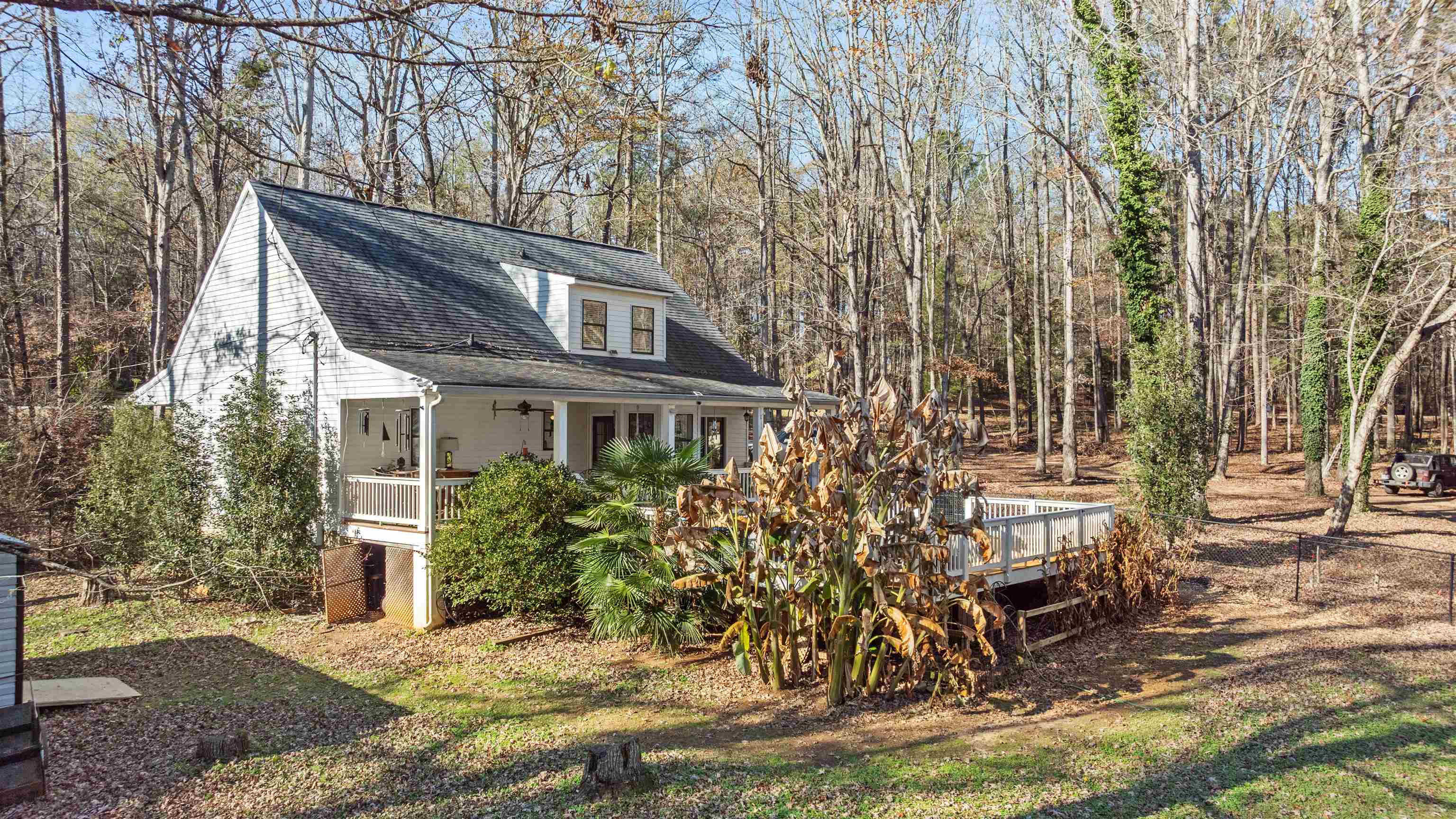 121 E RIVER BEND DRIVE