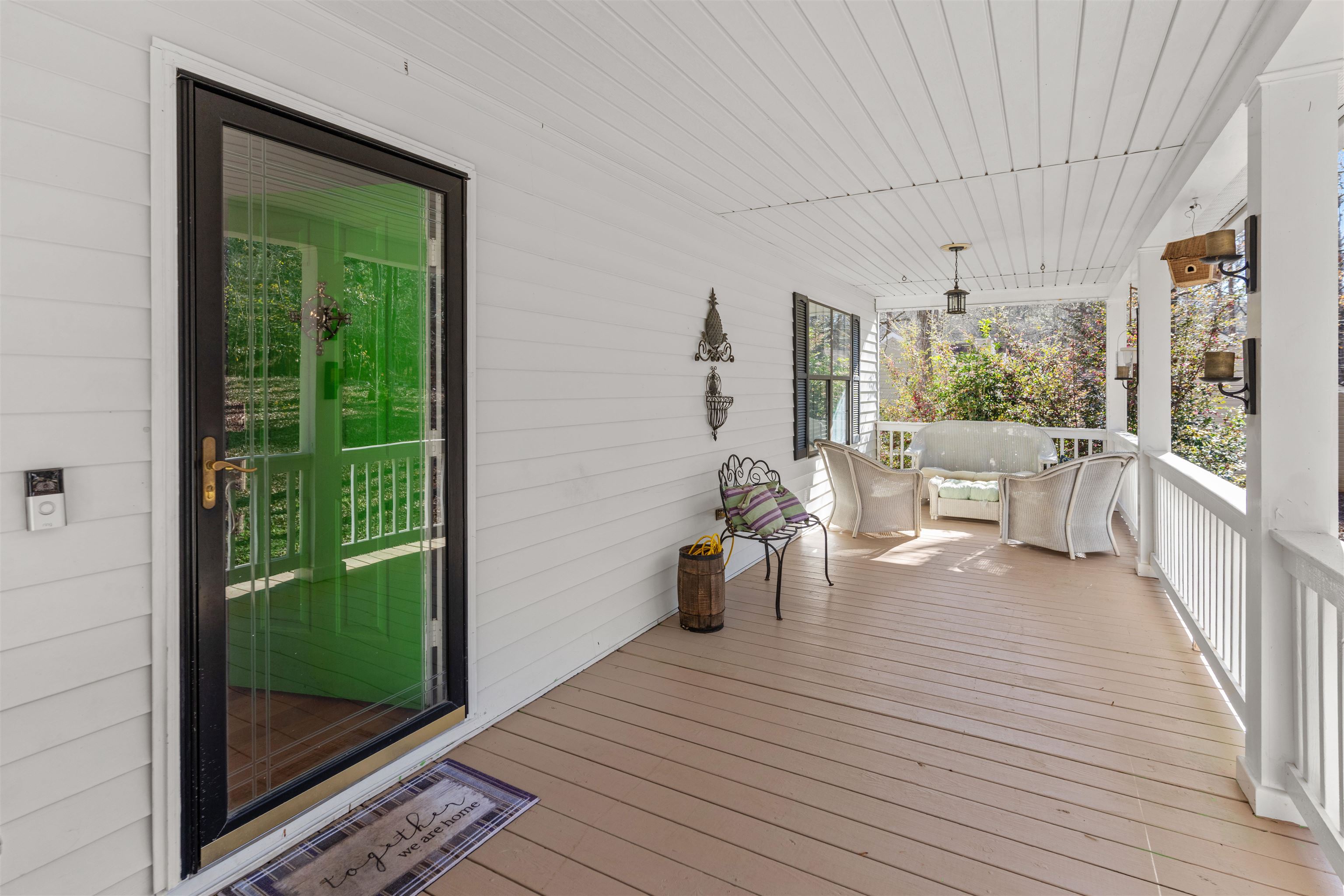 121 E RIVER BEND DRIVE