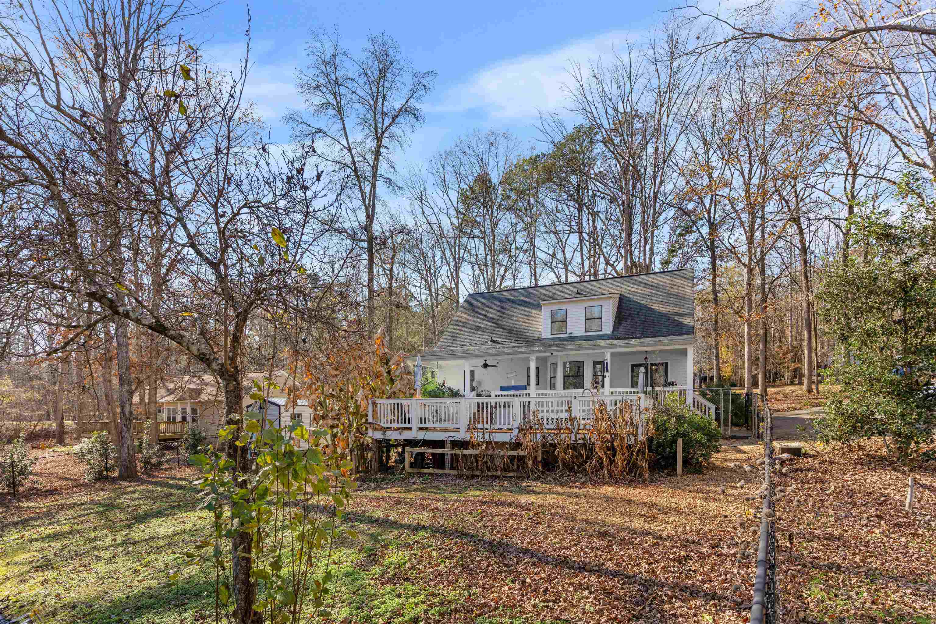 121 E RIVER BEND DRIVE