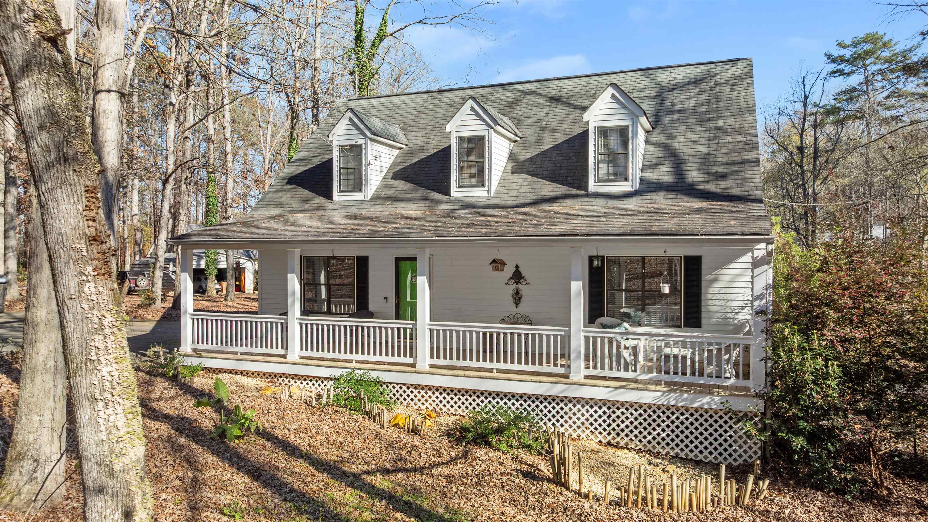 121 E RIVER BEND DRIVE