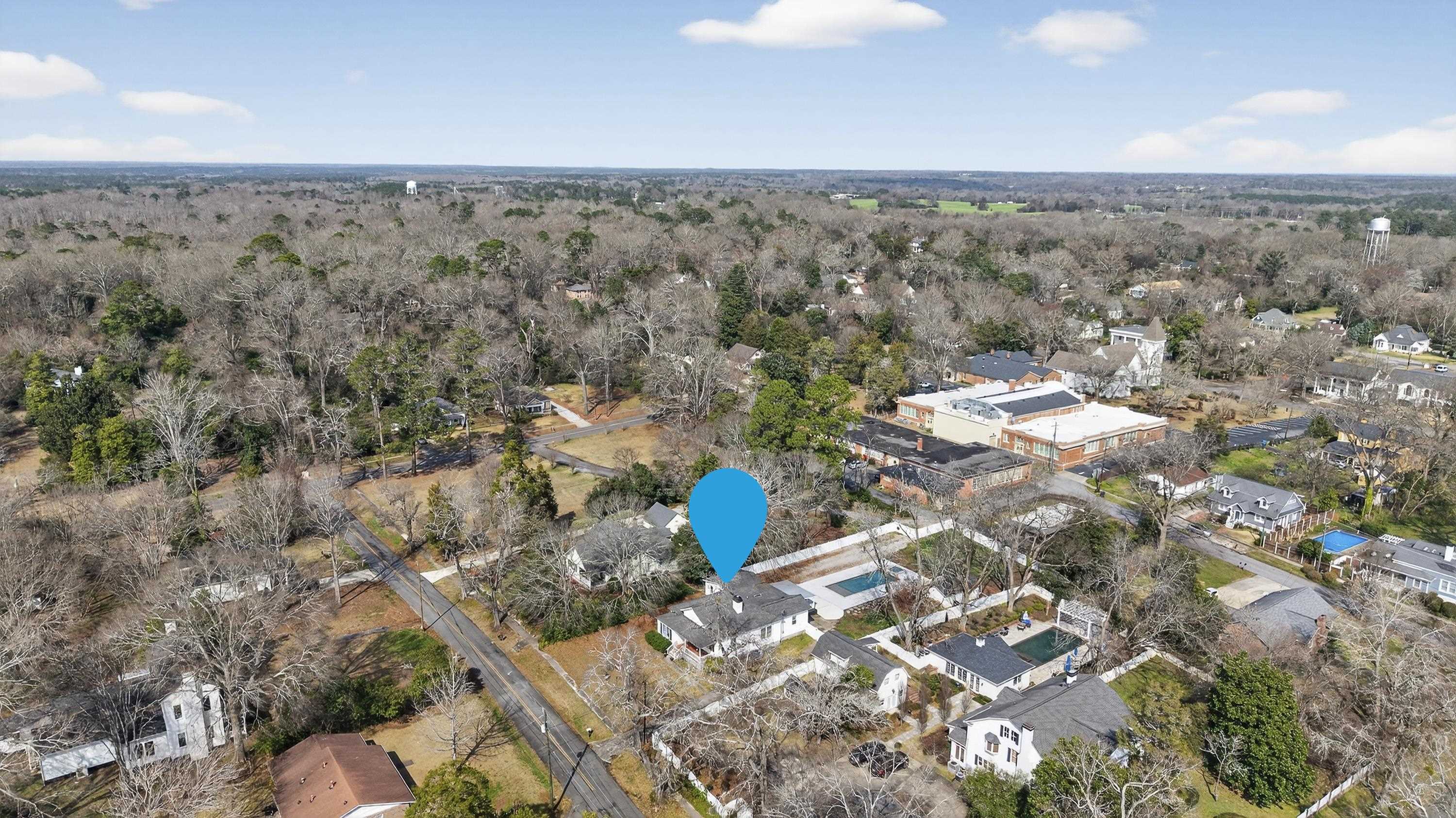 302 N LAFAYETTE STREET