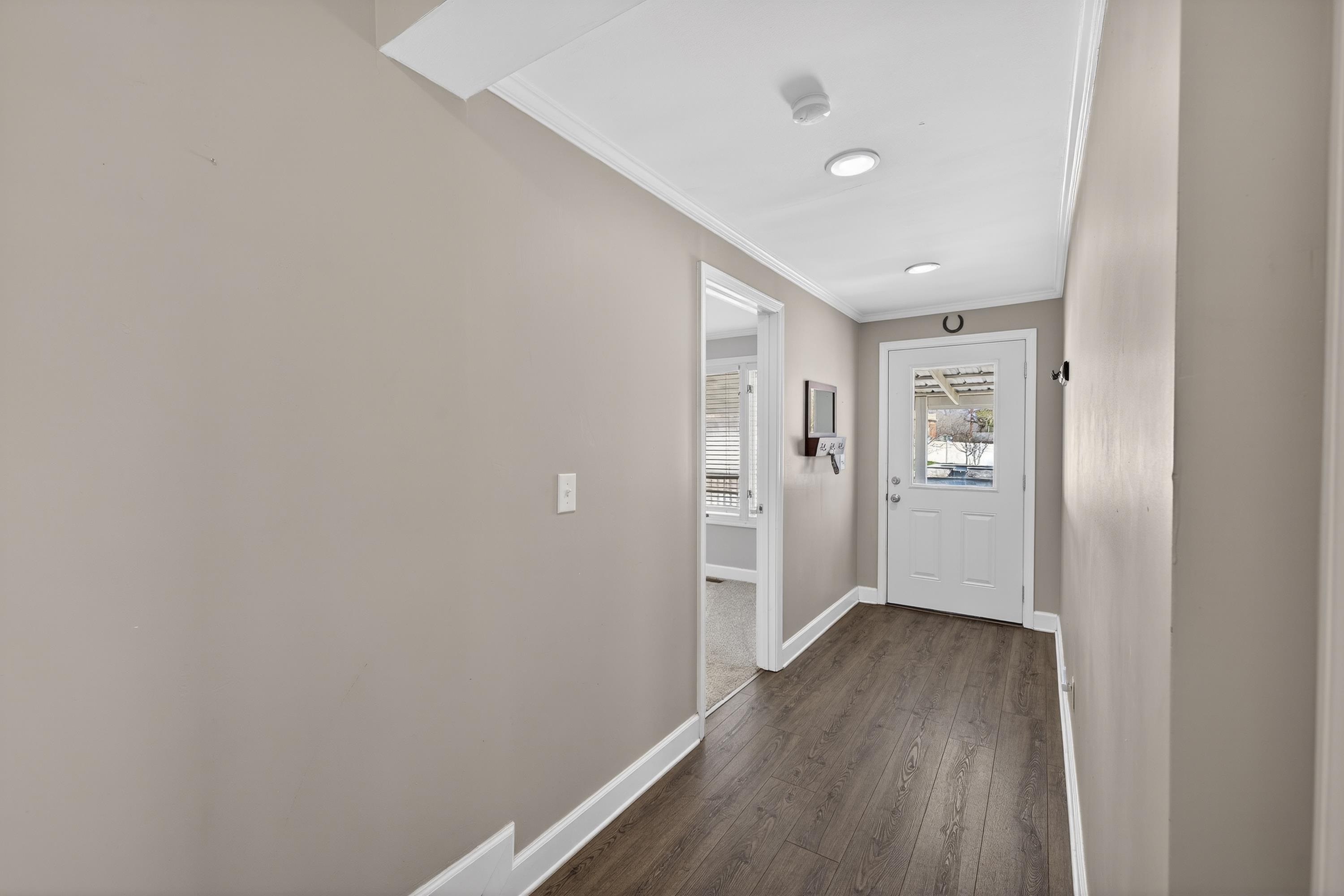 302 N LAFAYETTE STREET