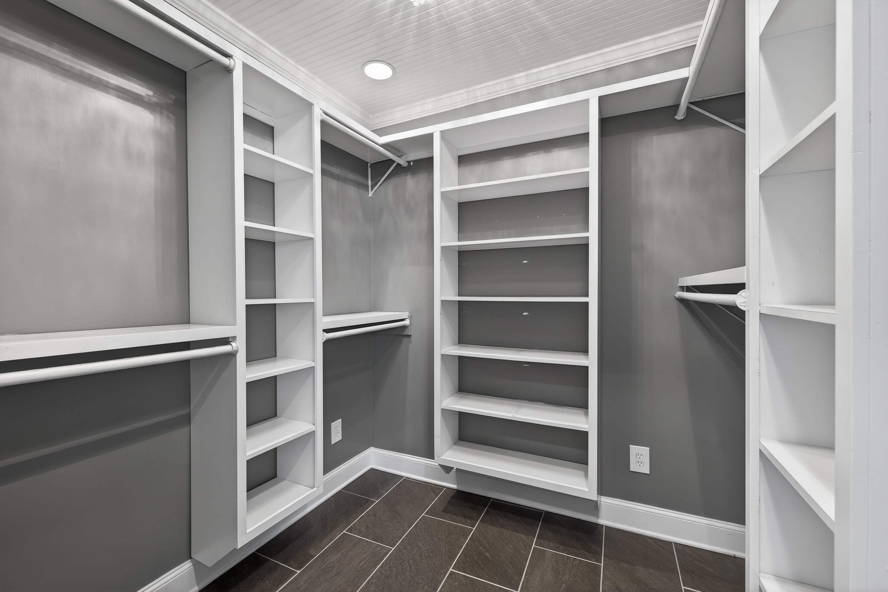 302 N LAFAYETTE STREET