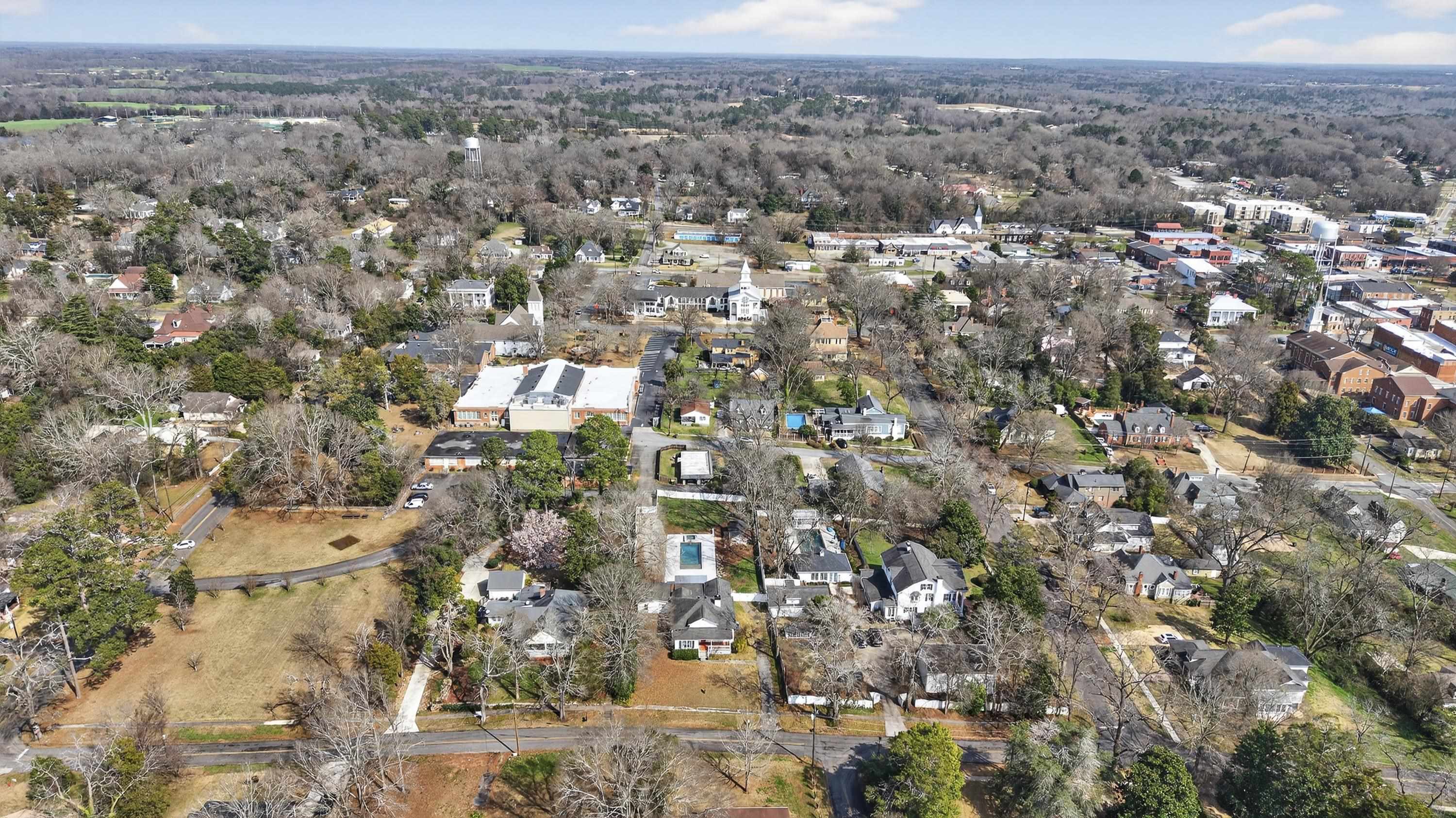 302 N LAFAYETTE STREET