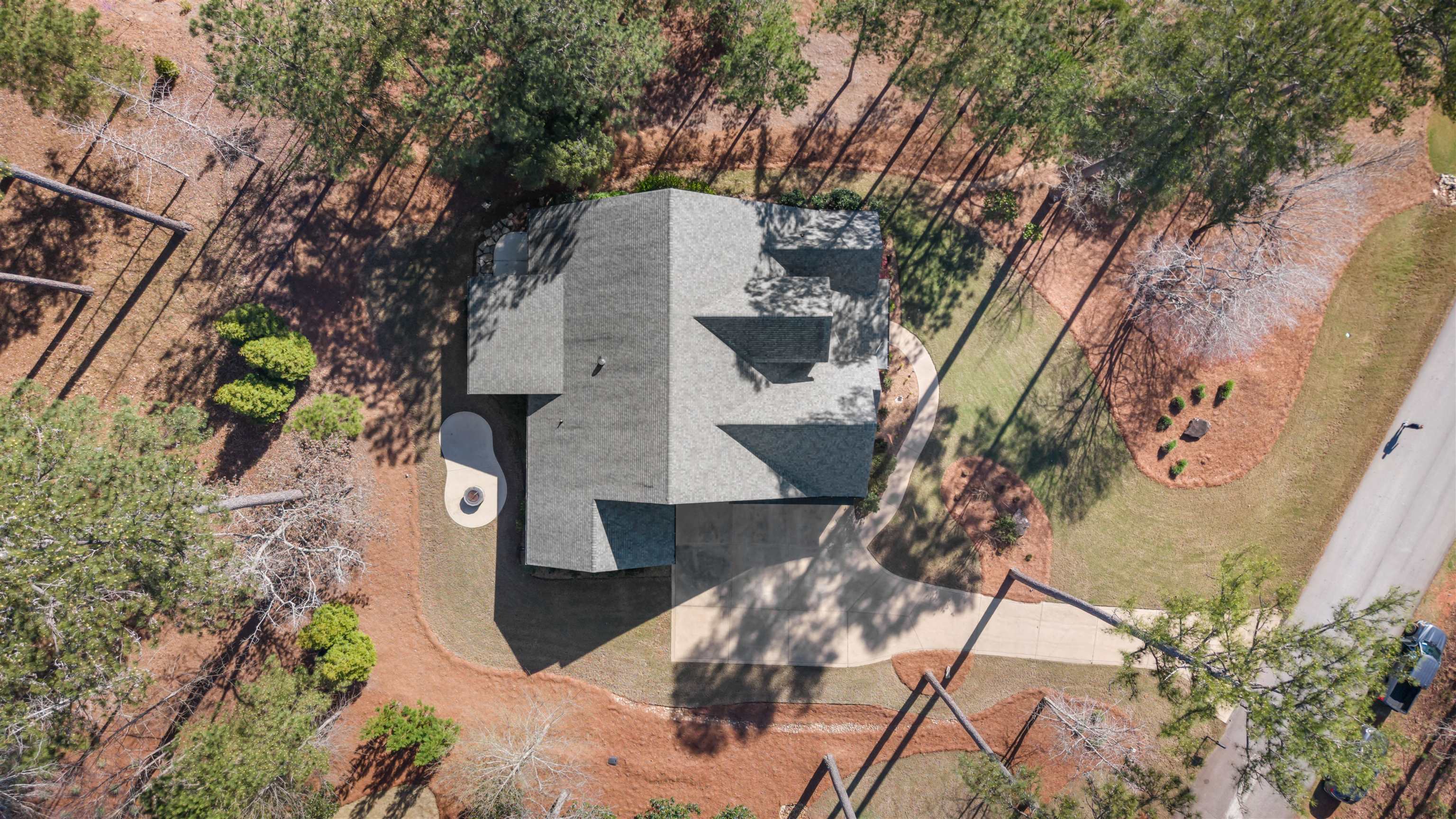 1231 GLEN EAGLE DRIVE