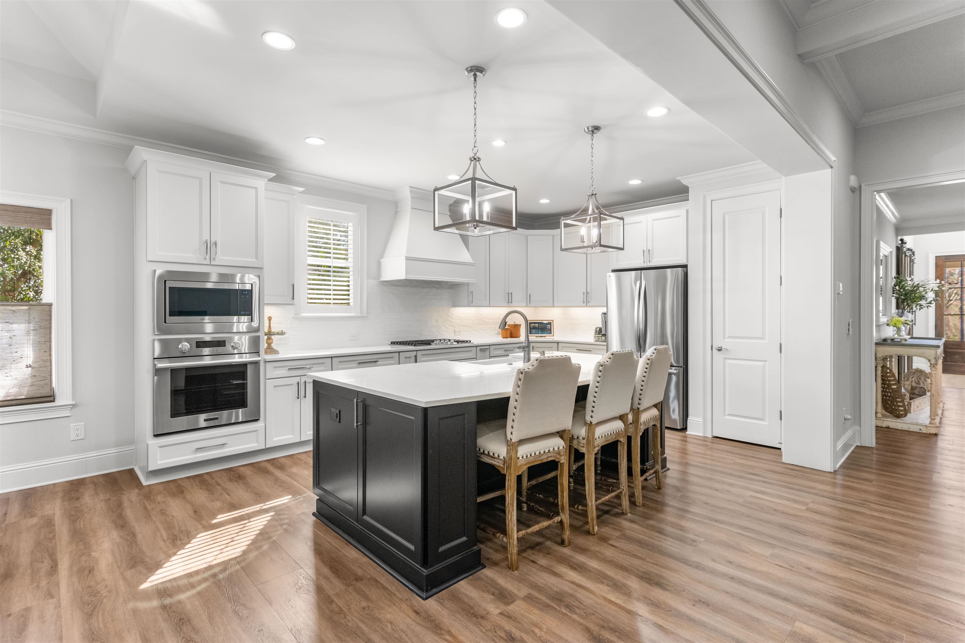 1231 GLEN EAGLE DRIVE