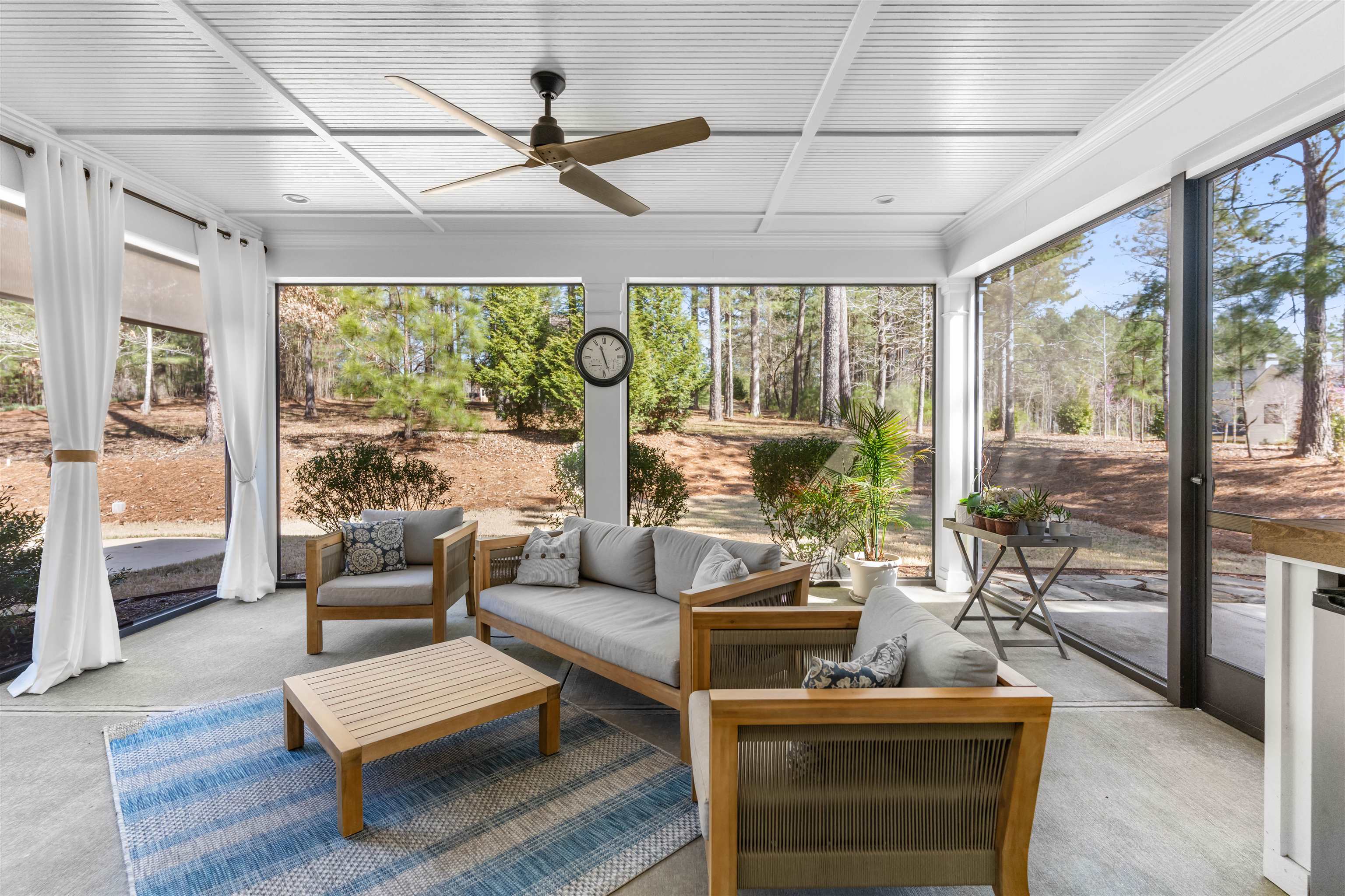 1231 GLEN EAGLE DRIVE