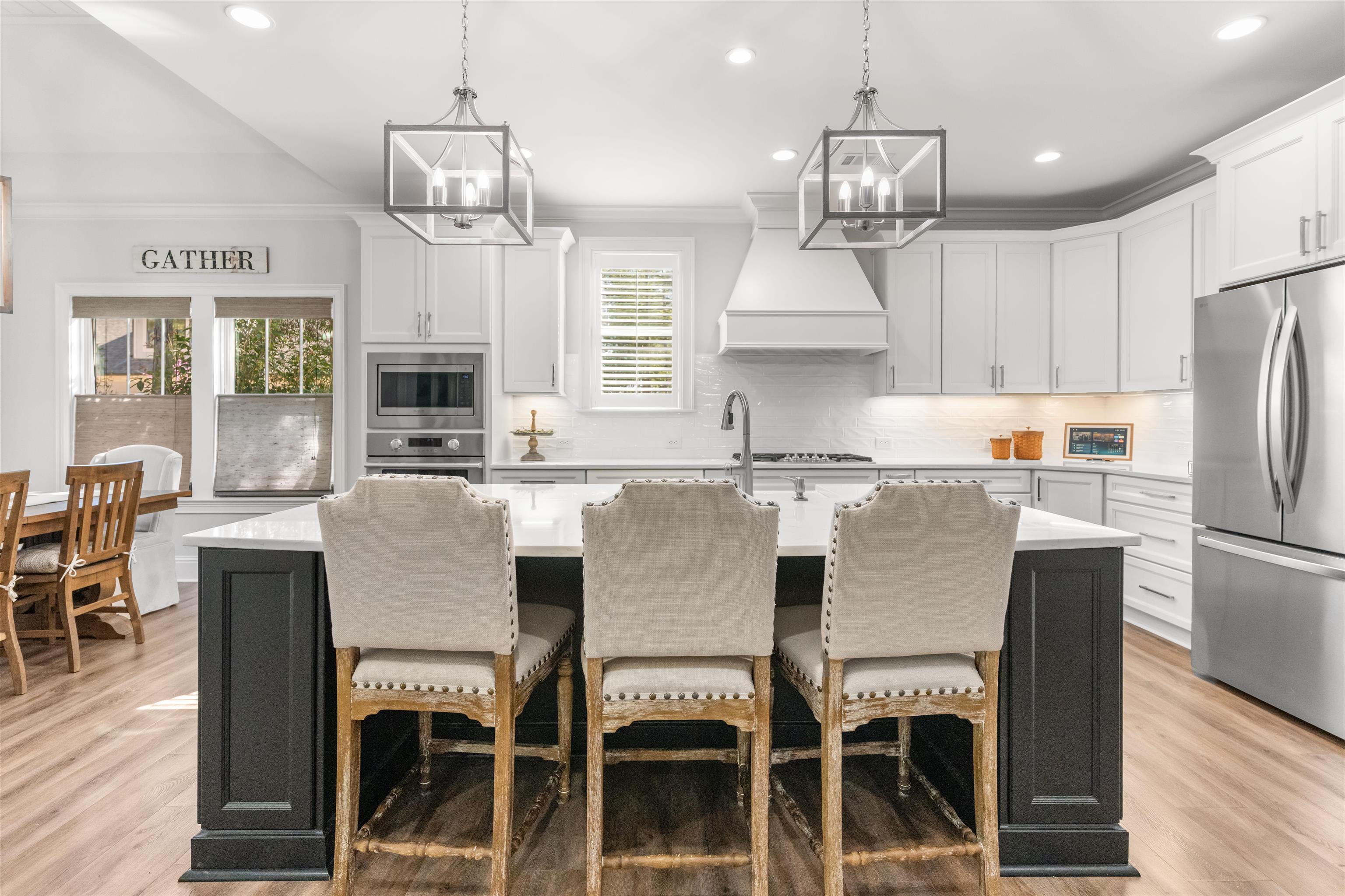 1231 GLEN EAGLE DRIVE