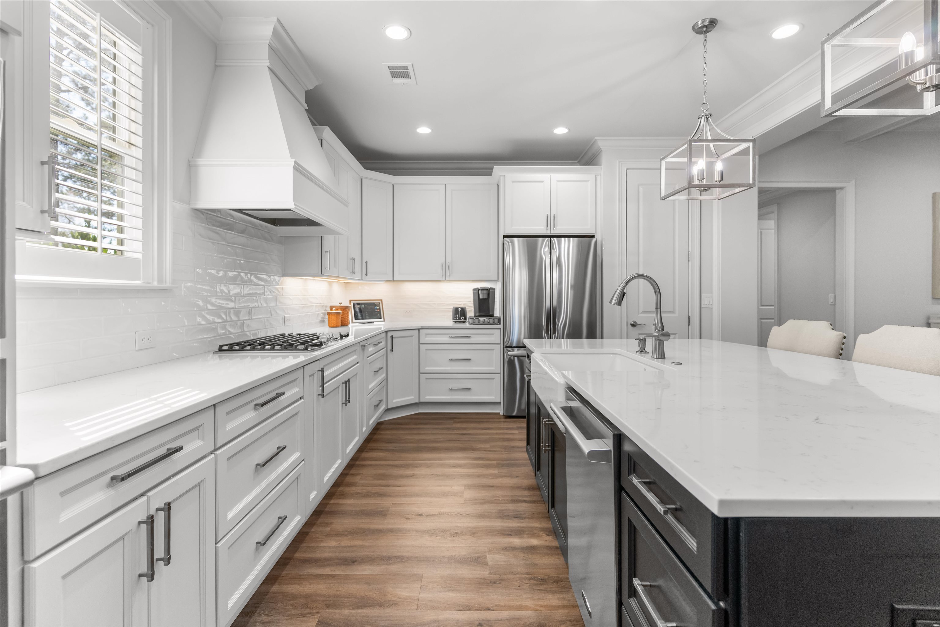 1231 GLEN EAGLE DRIVE