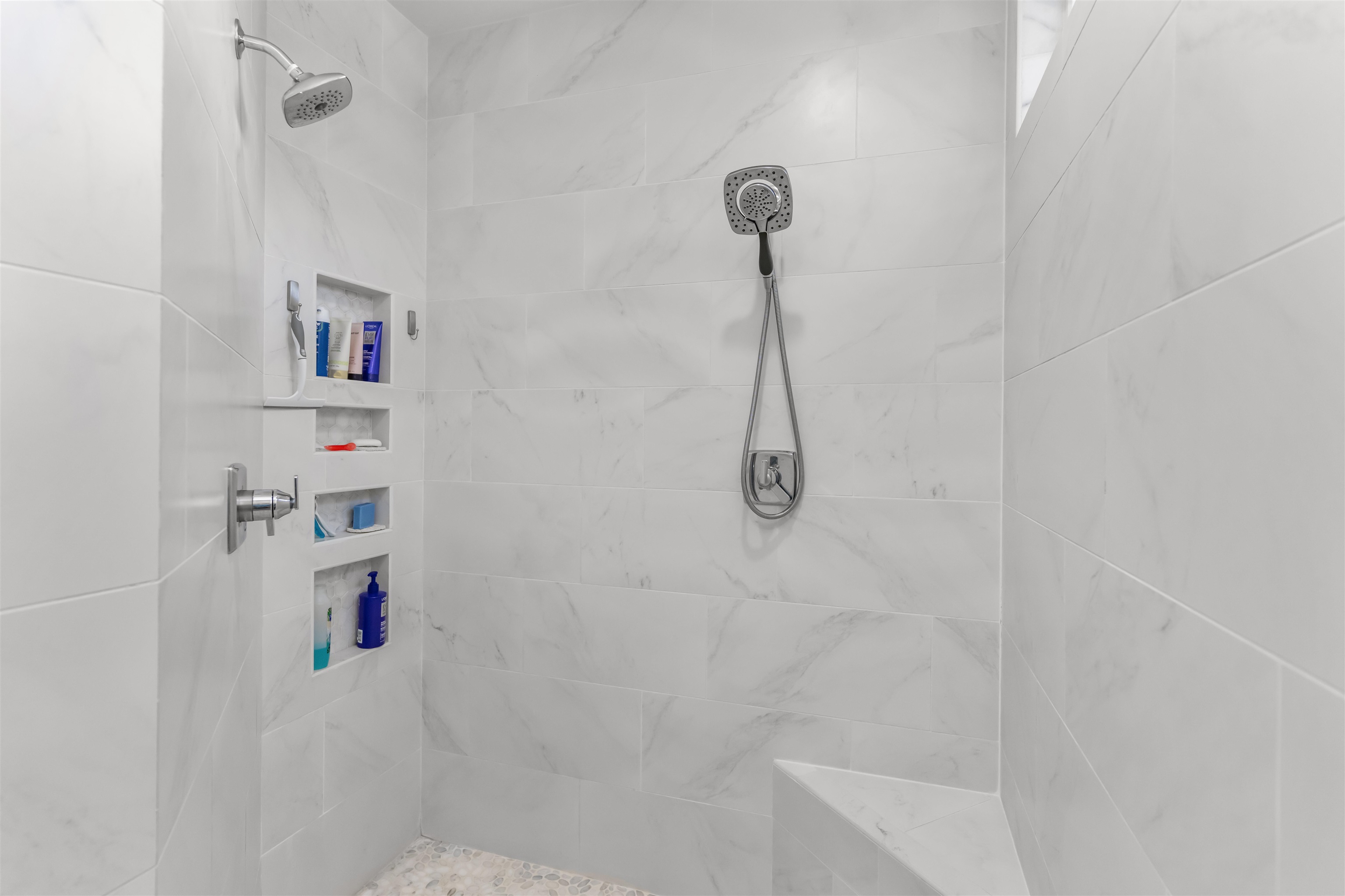 1231 GLEN EAGLE DRIVE