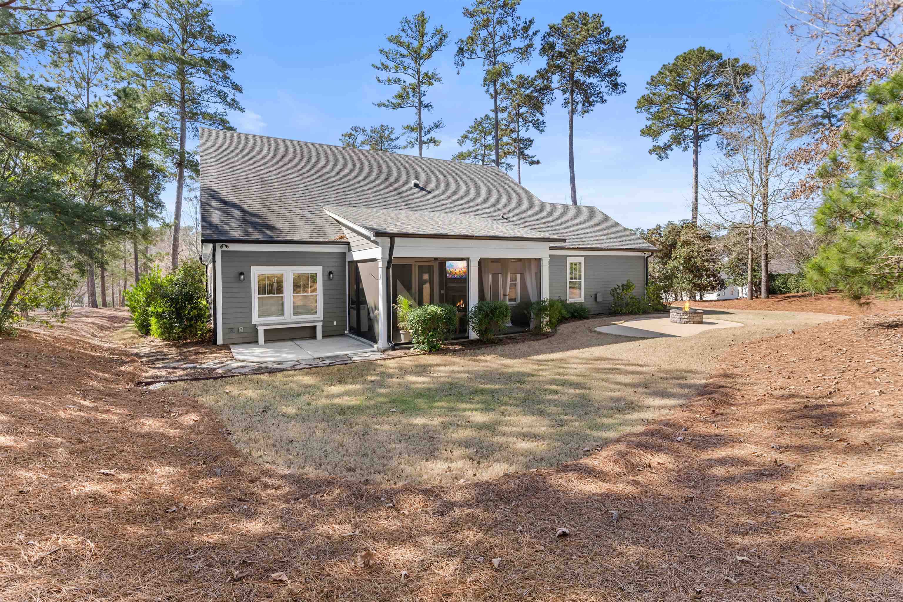 1231 GLEN EAGLE DRIVE