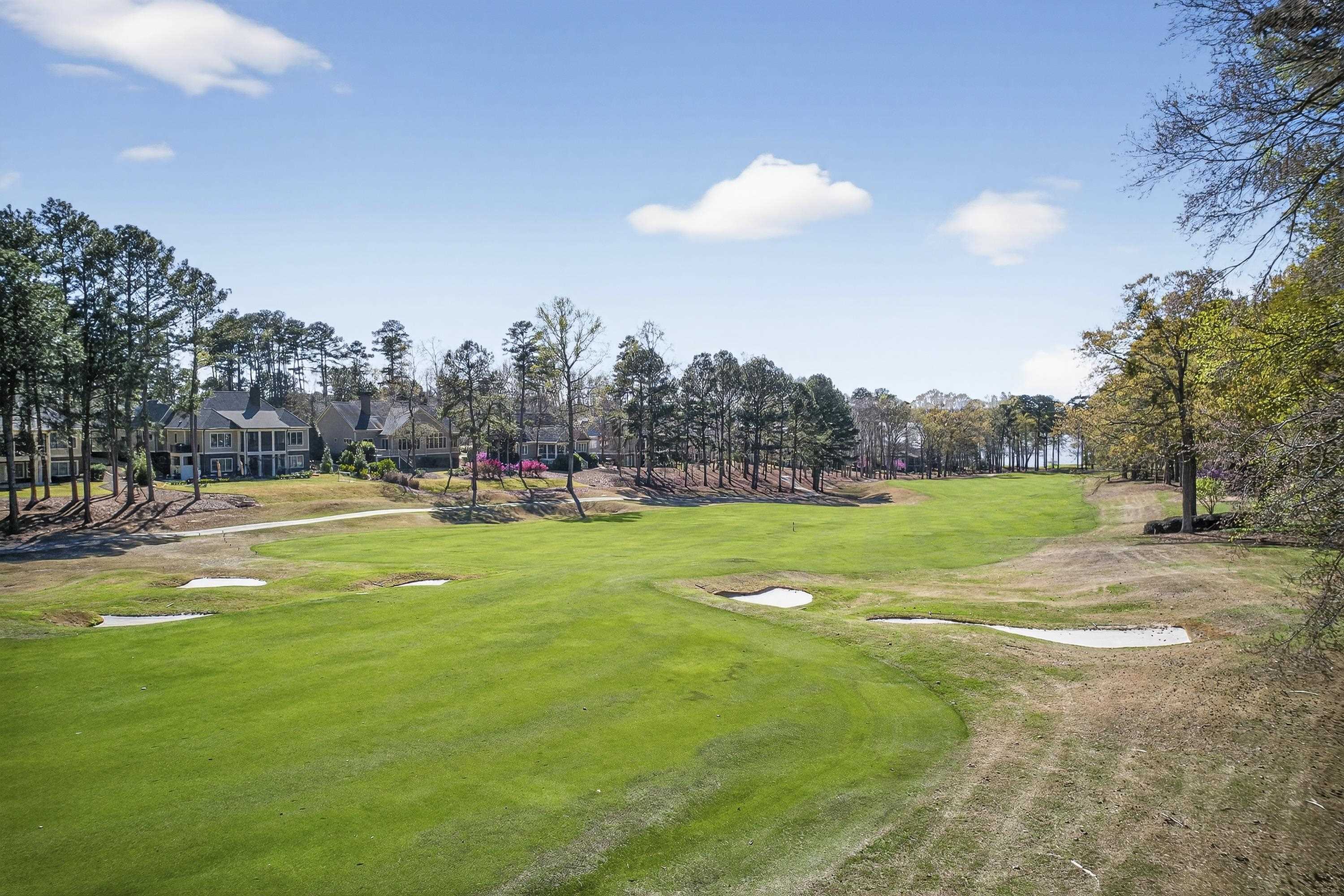 1811 SNUG HARBOR DRIVE