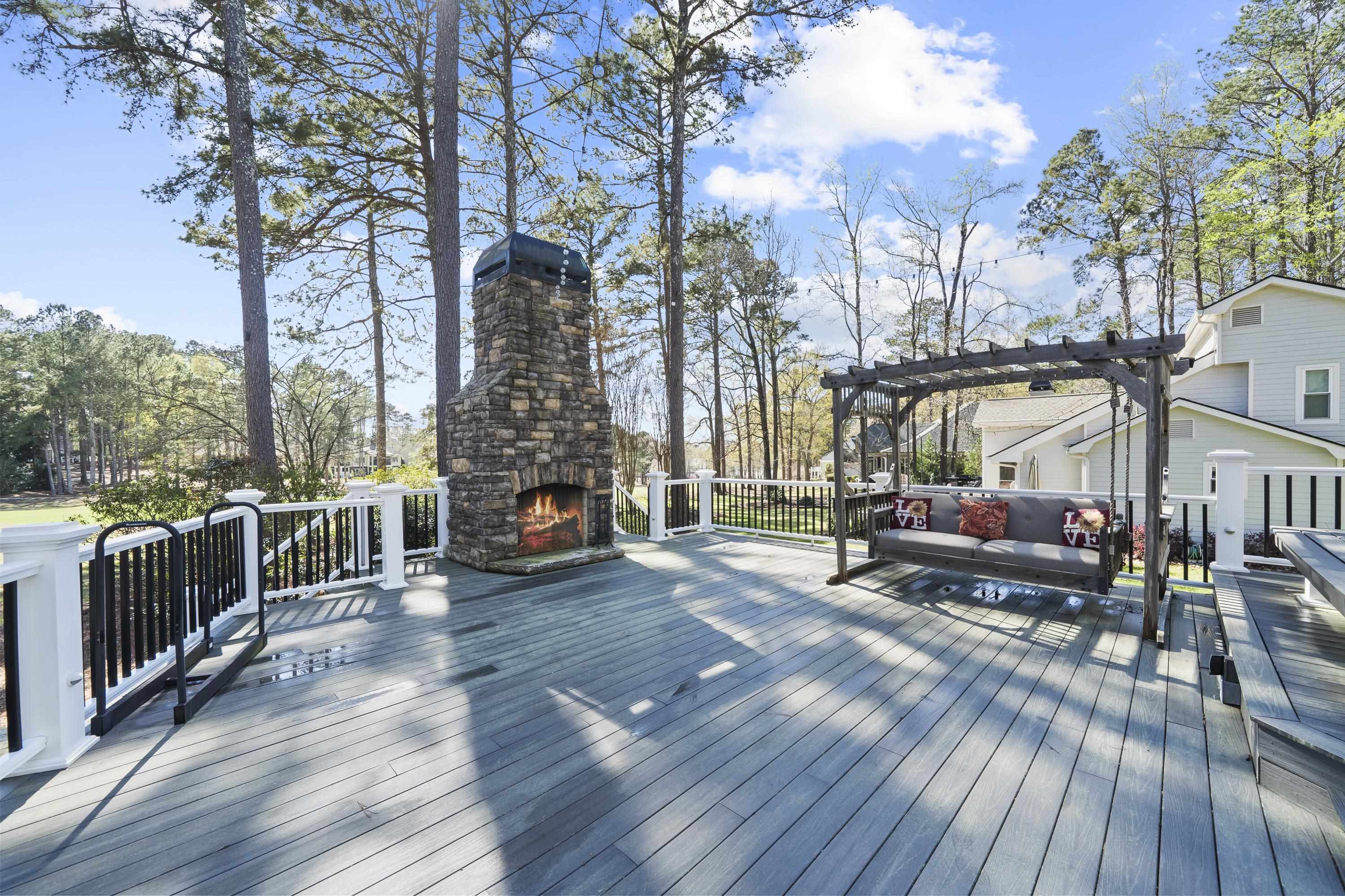 1811 SNUG HARBOR DRIVE