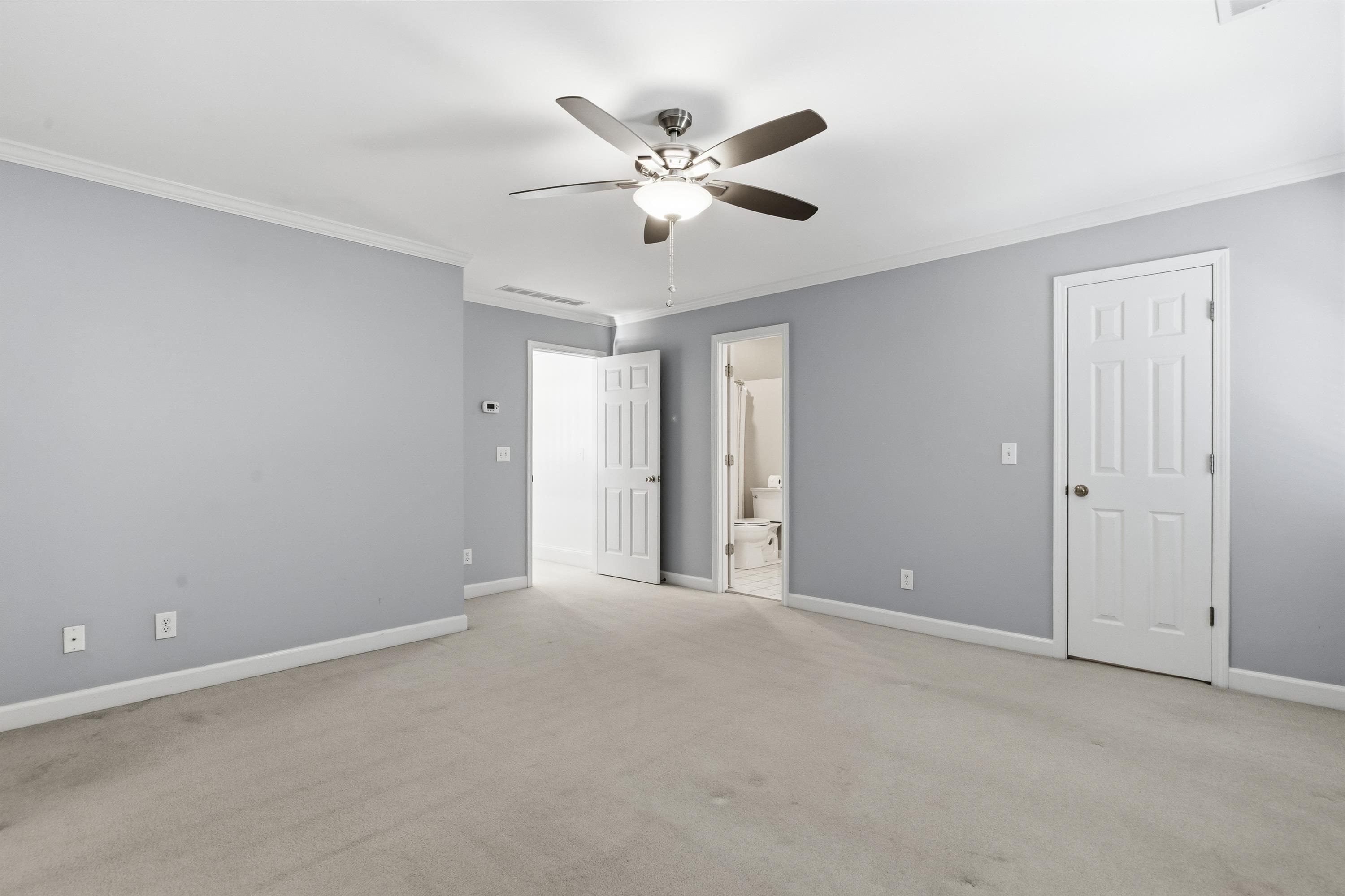 1811 SNUG HARBOR DRIVE