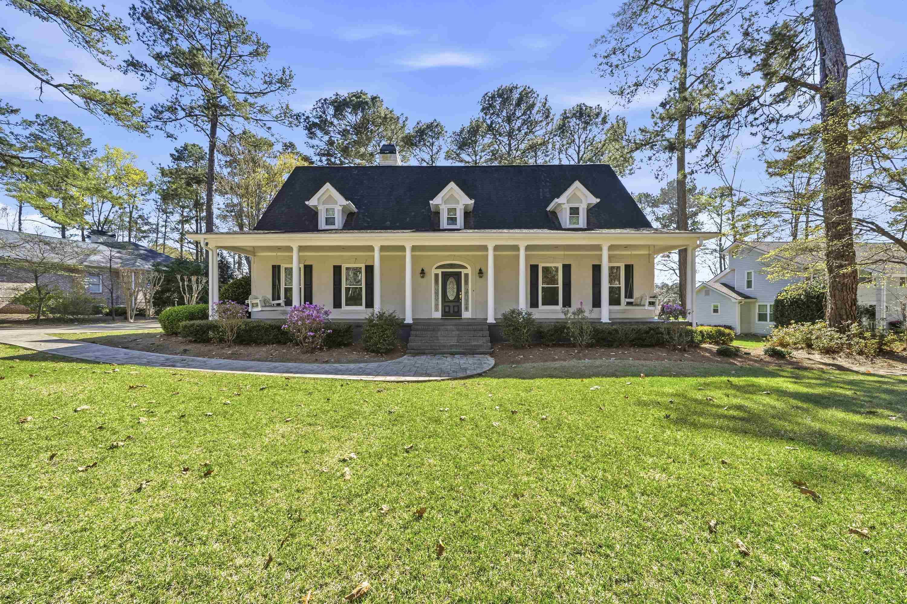 1811 SNUG HARBOR DRIVE