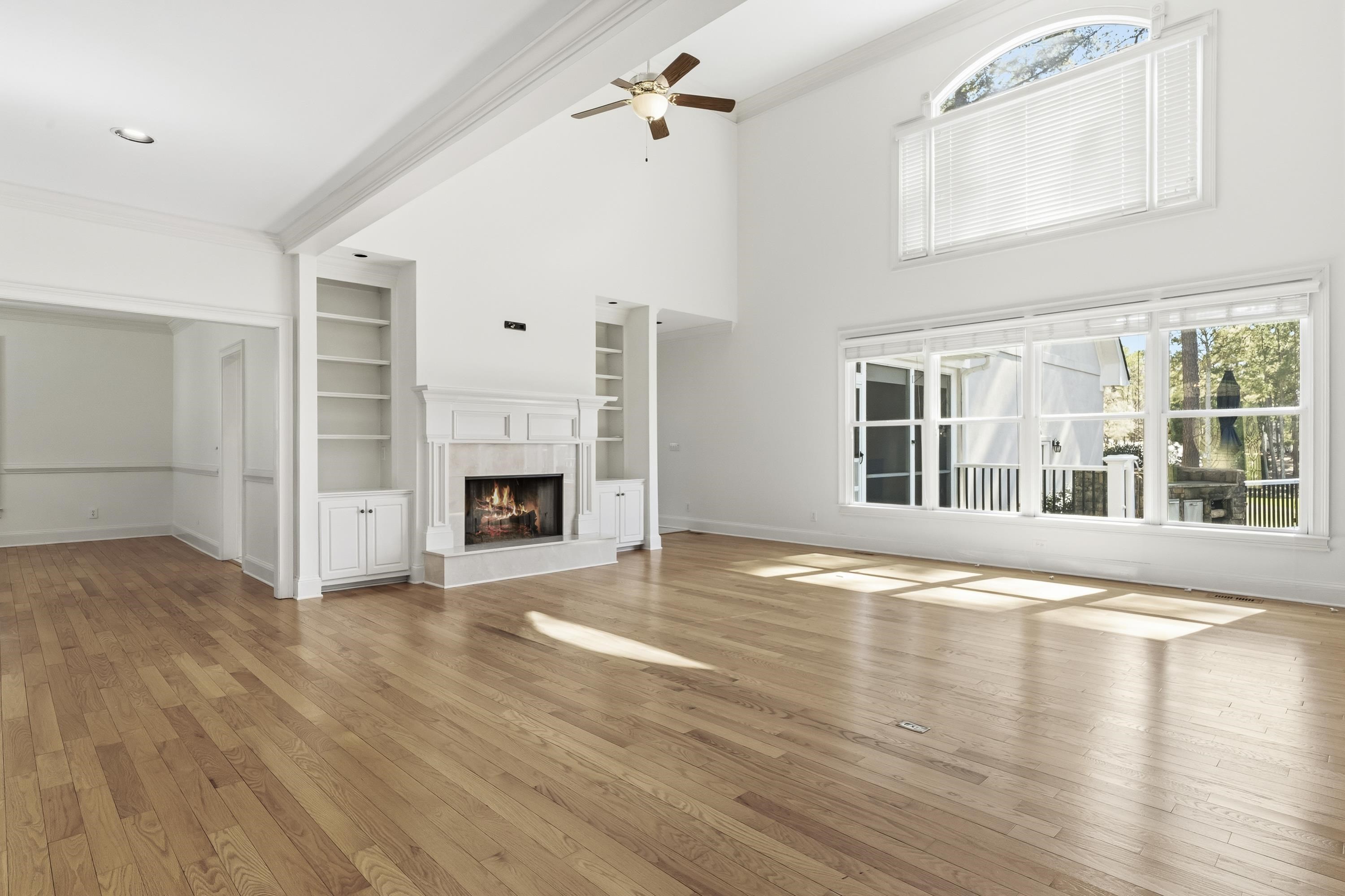 1811 SNUG HARBOR DRIVE