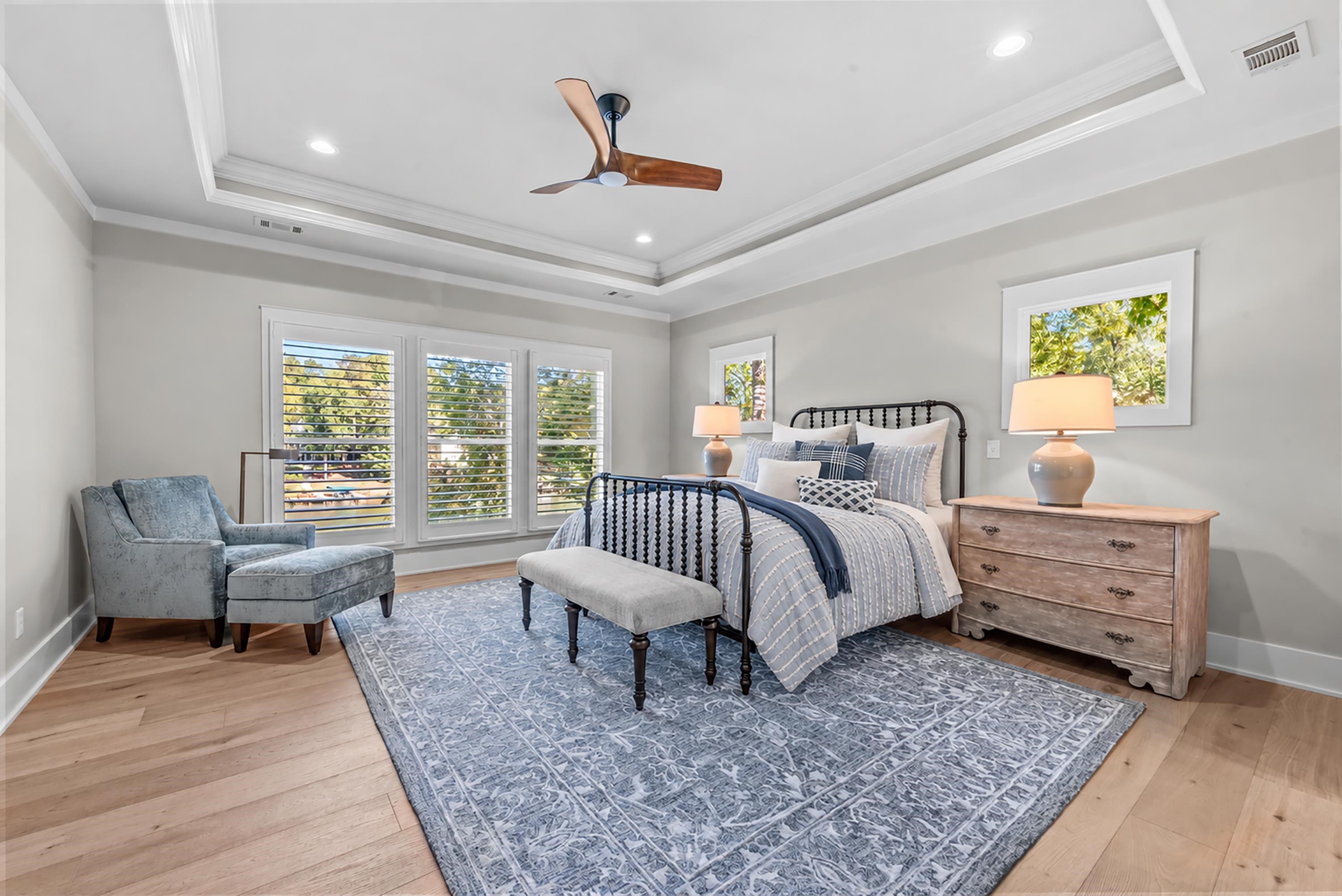 2731 CLUB DRIVE