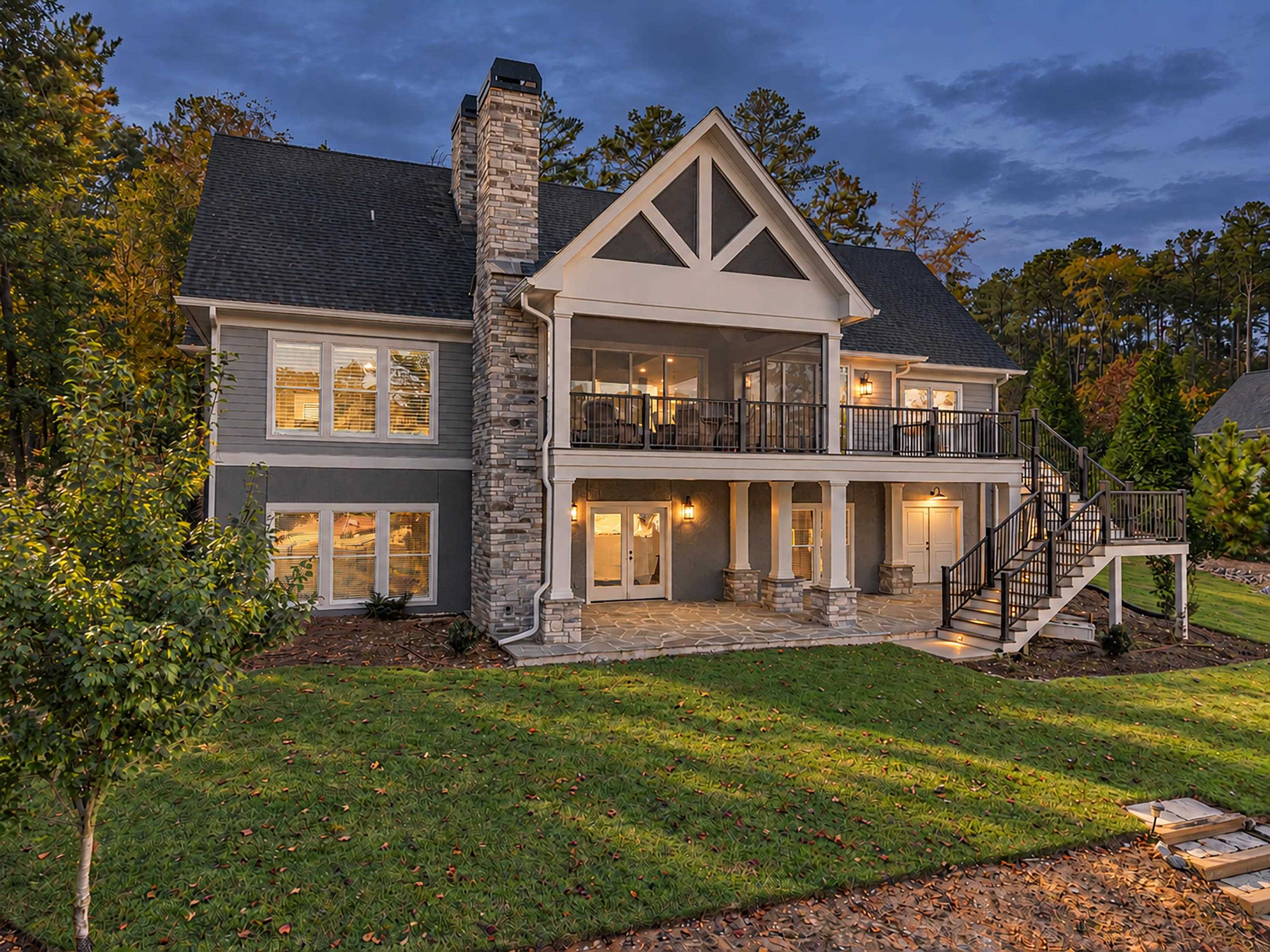2731 CLUB DRIVE
