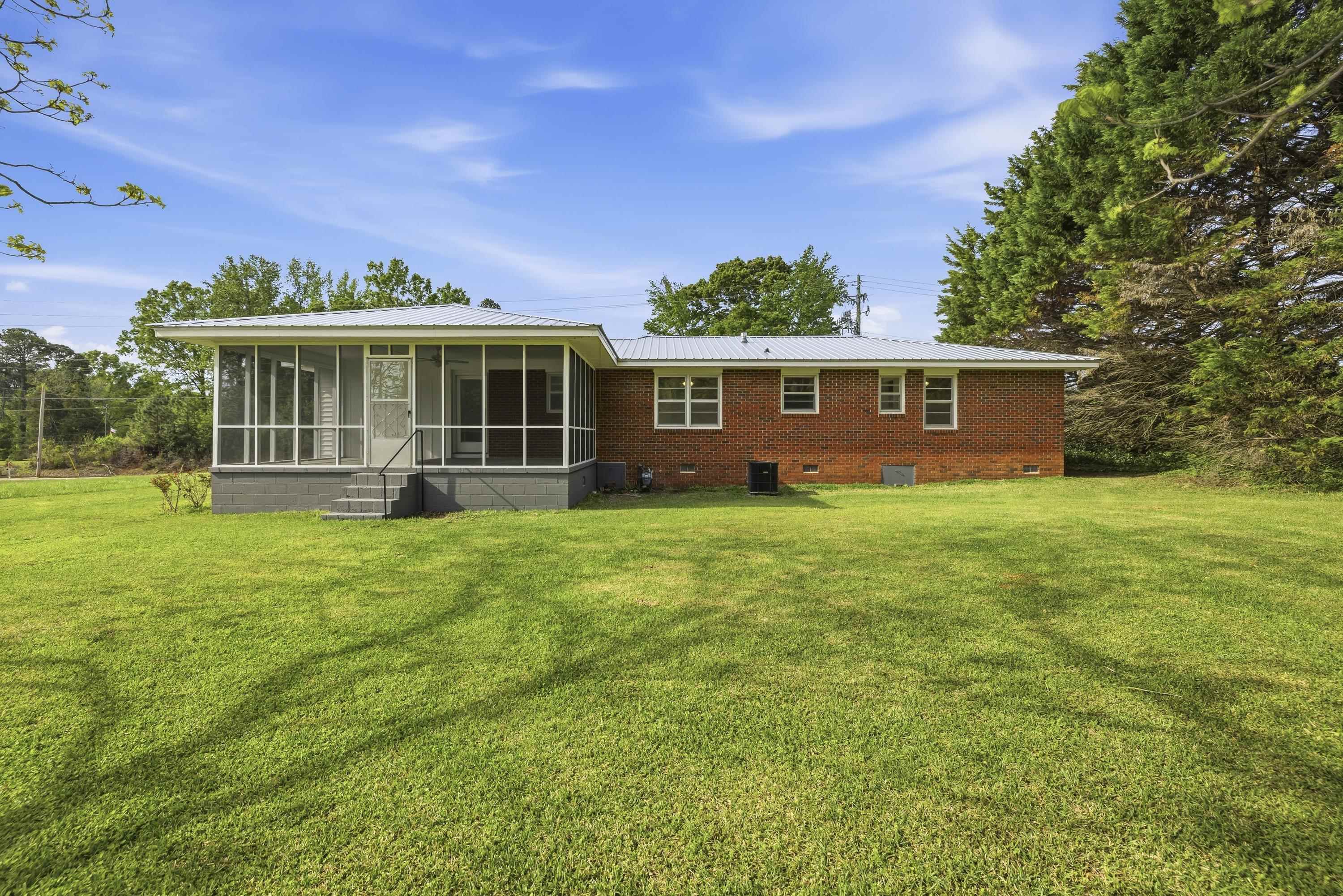 93 CARLTON AVENUE