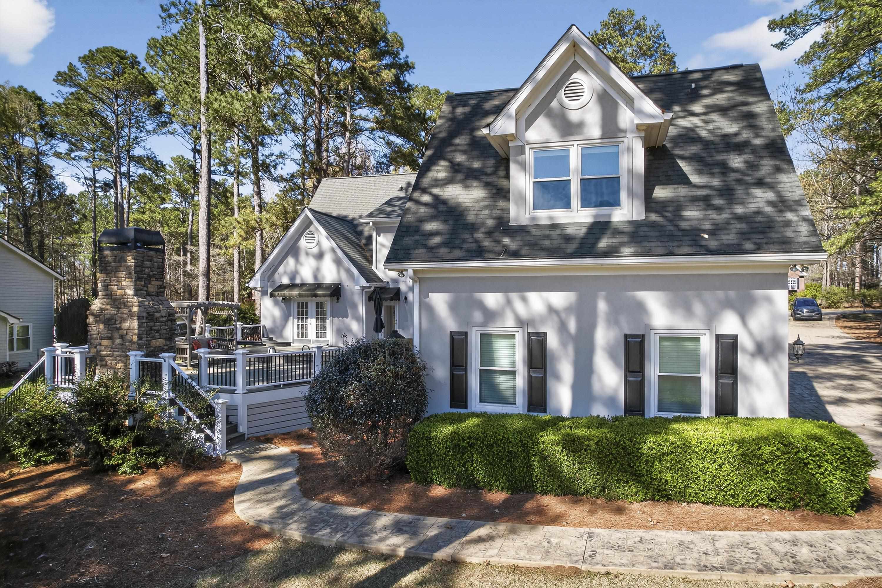 1811 SNUG HARBOR DRIVE