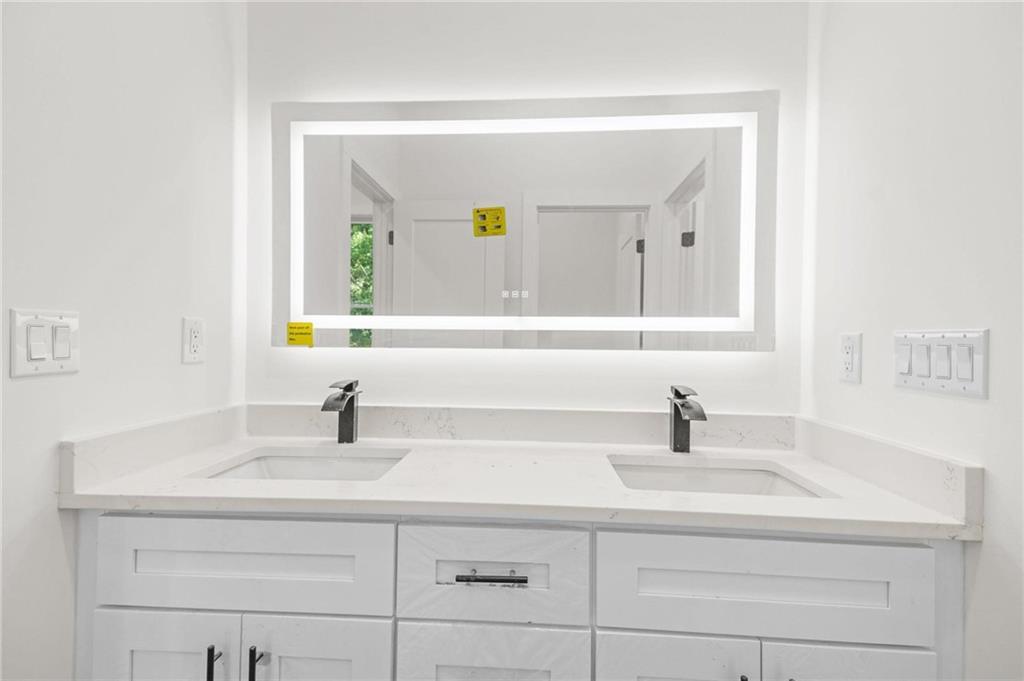 5969 Wellington Avenue