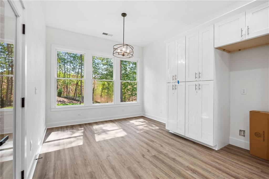 5969 Wellington Avenue