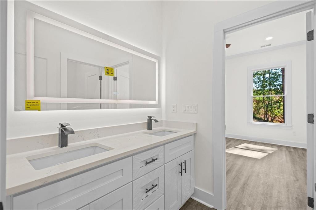 5969 Wellington Avenue