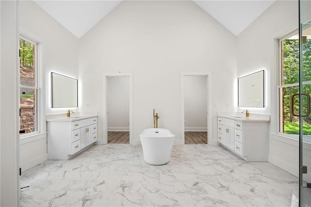 5969 Wellington Avenue