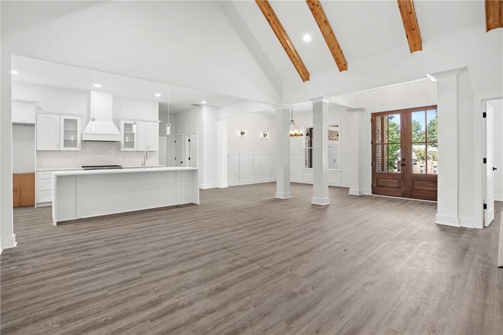 5969 Wellington Avenue