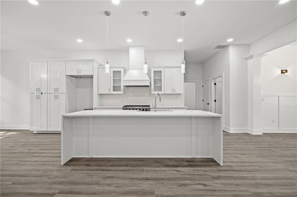 5969 Wellington Avenue