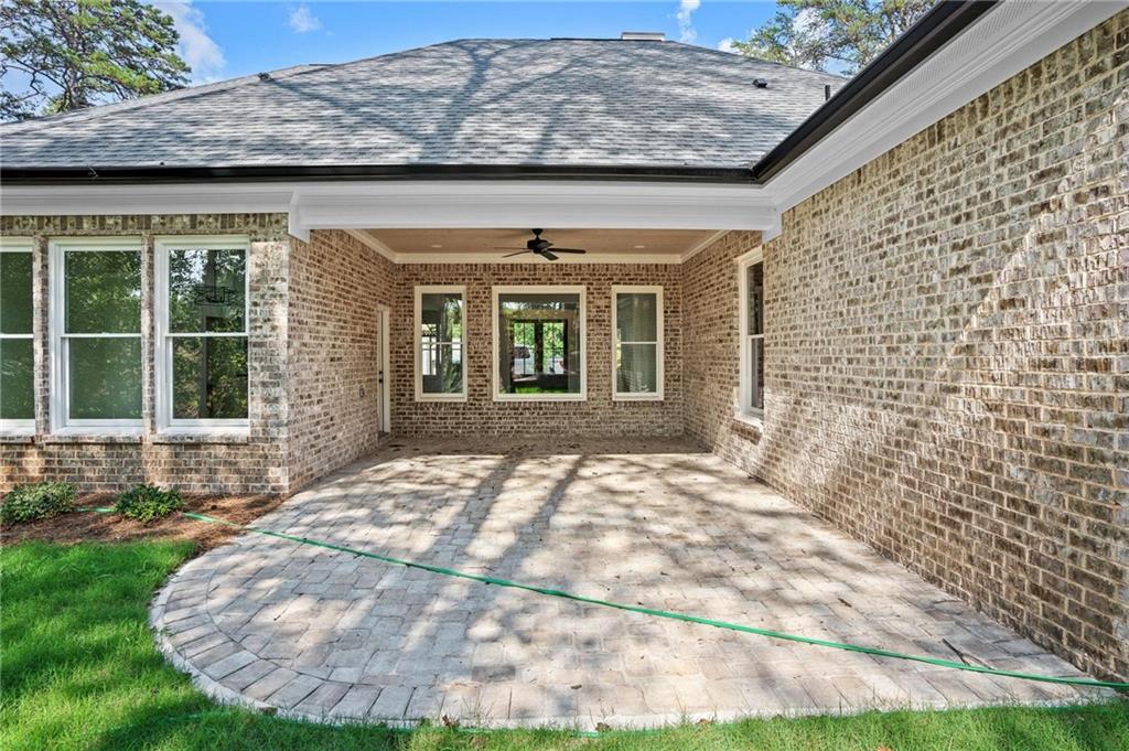 5969 Wellington Avenue