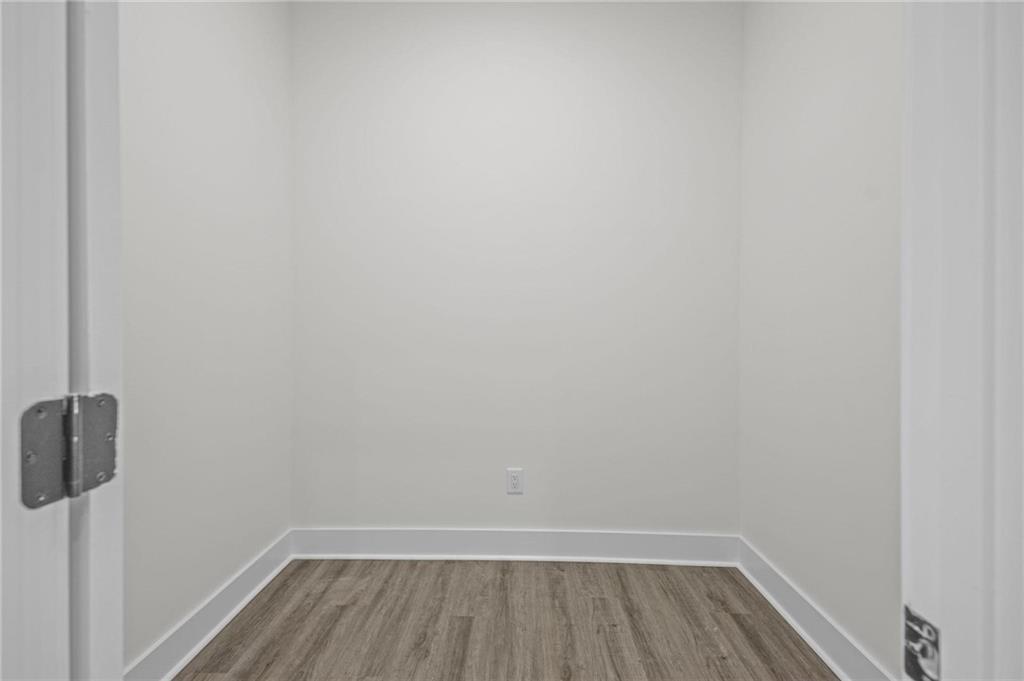 5969 Wellington Avenue