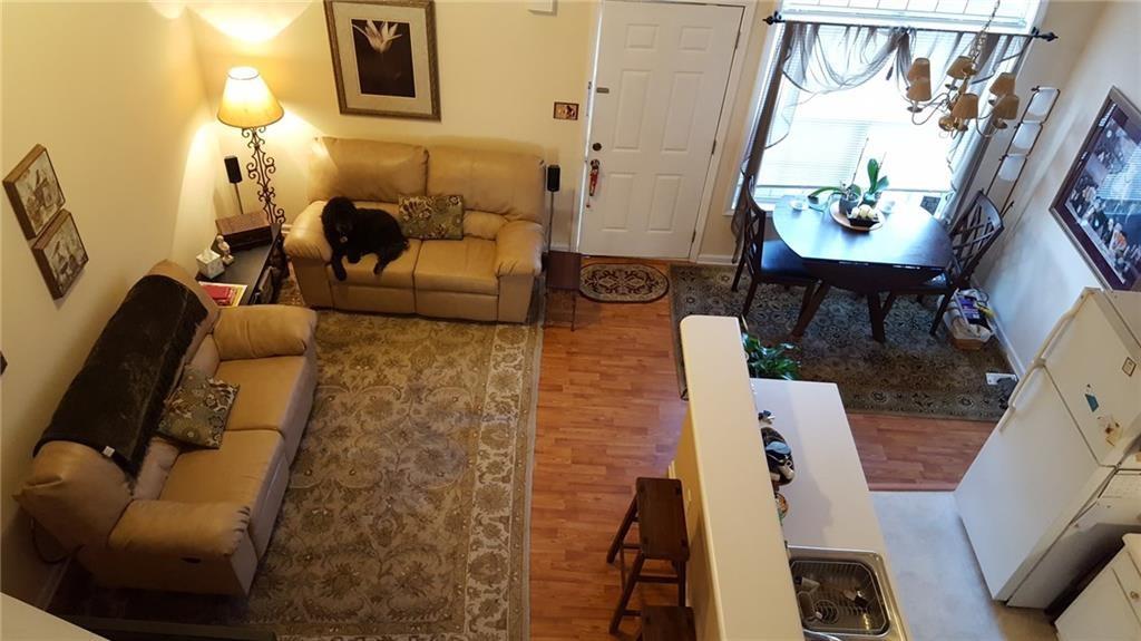 4135 Glen Iris Drive