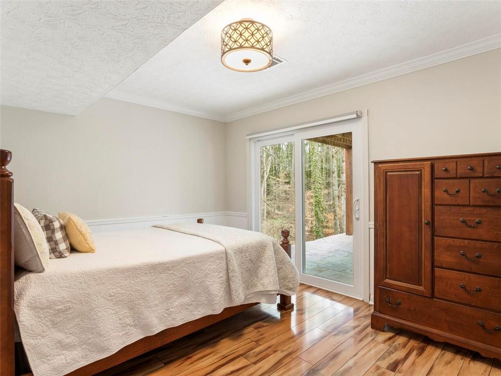 595 Creekwood Crossing