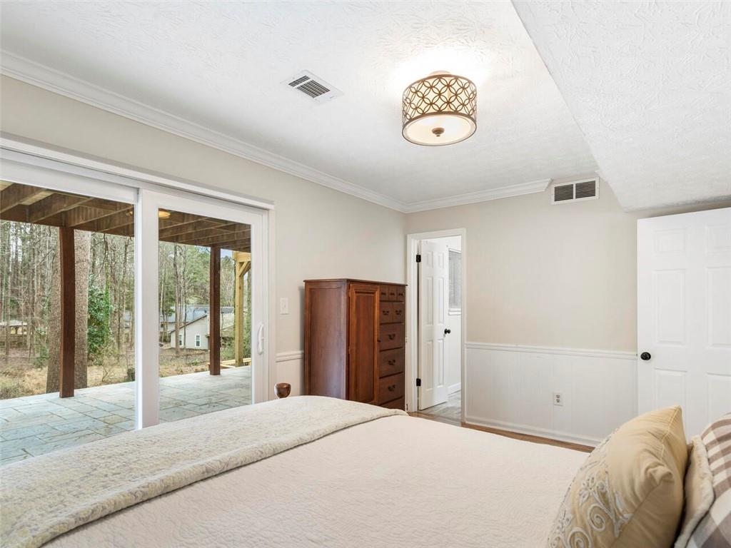 595 Creekwood Crossing