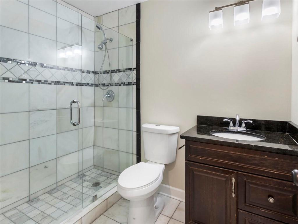 595 Creekwood Crossing