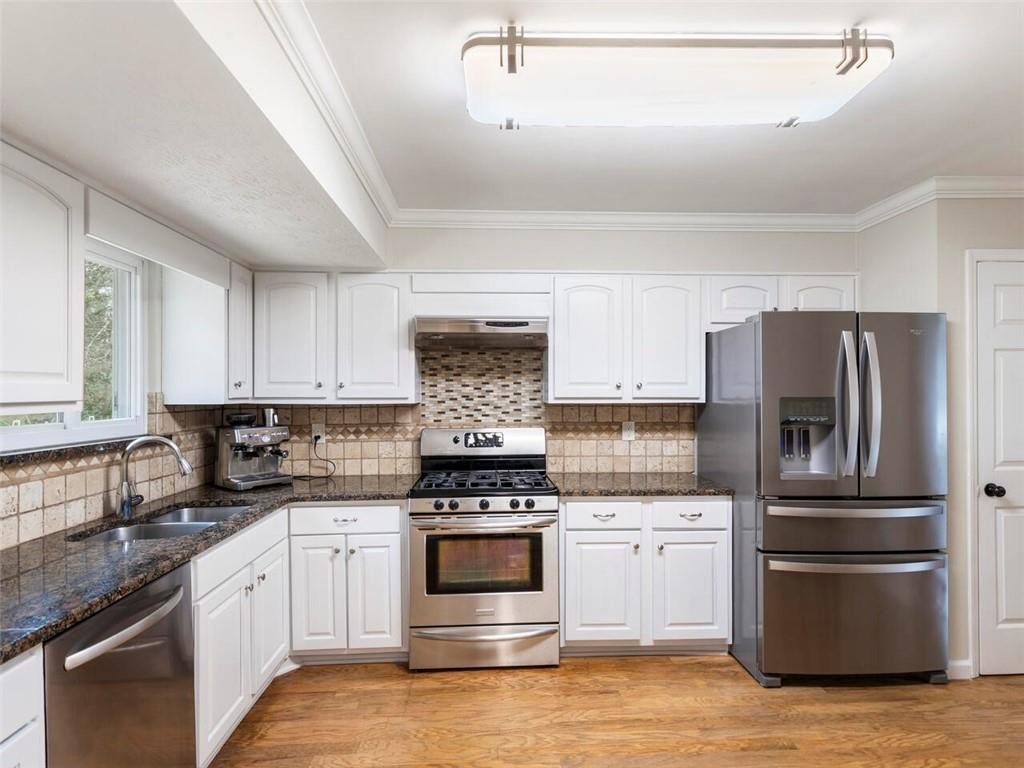 595 Creekwood Crossing