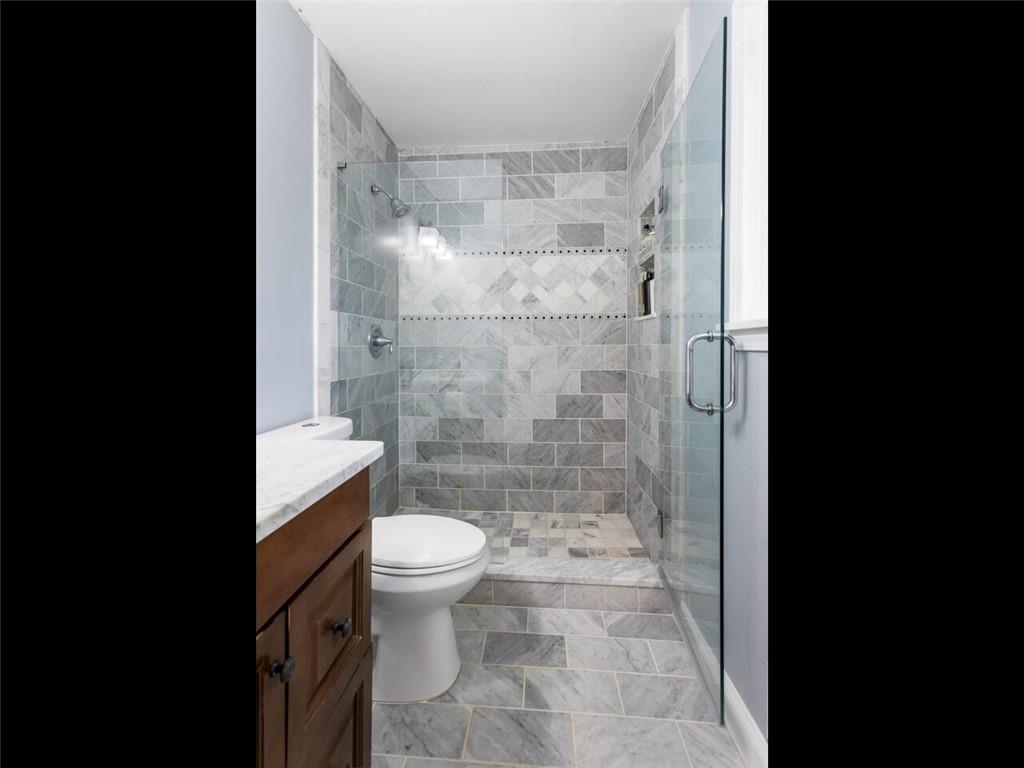 595 Creekwood Crossing