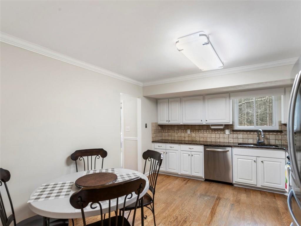 595 Creekwood Crossing