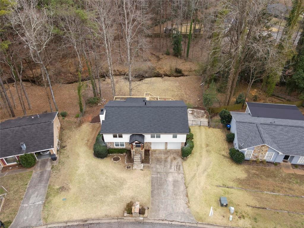 595 Creekwood Crossing