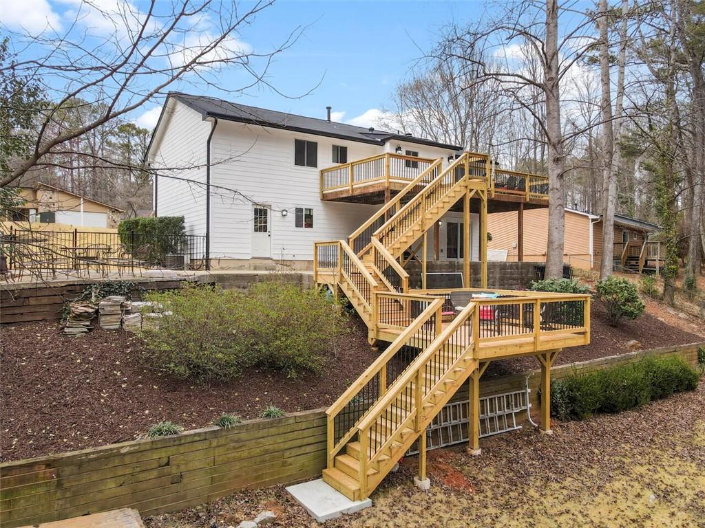 595 Creekwood Crossing