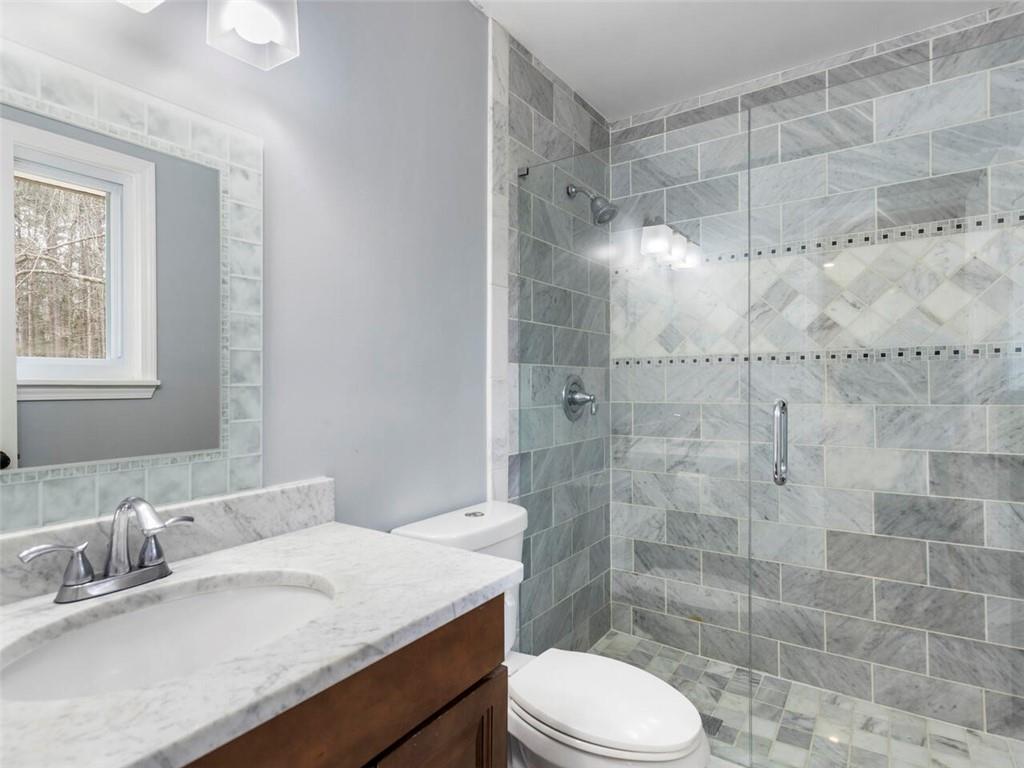 595 Creekwood Crossing