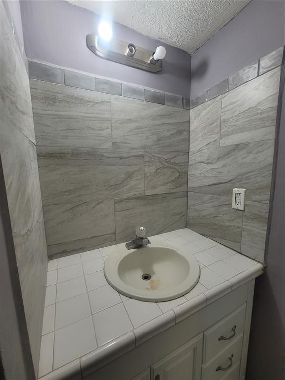 647 Garden Walk Drive