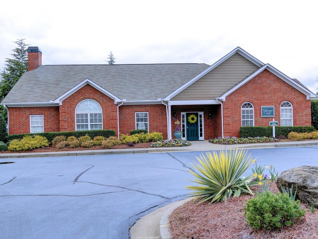 124 Vintage Club Circle