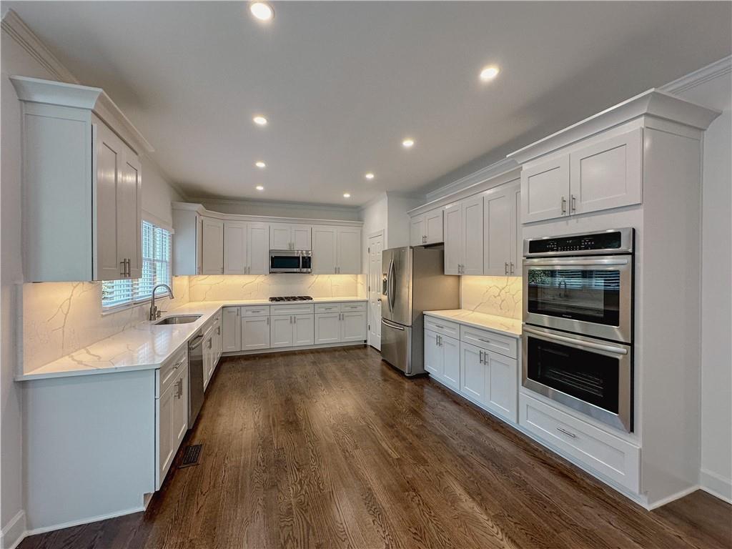 365 Morning Dew Circle