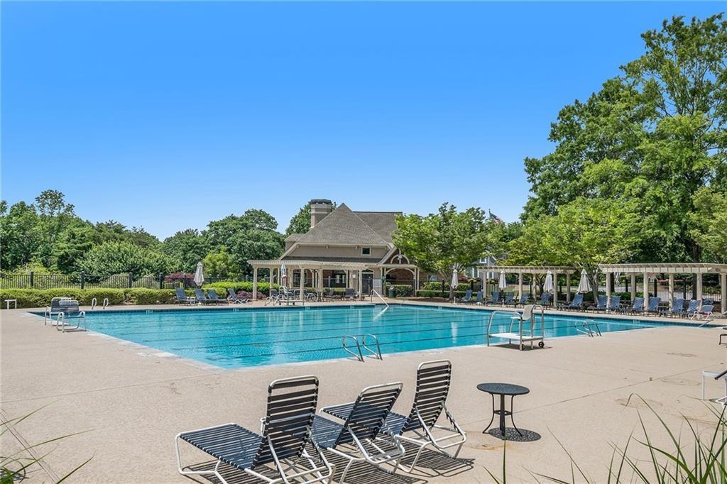 365 Morning Dew Circle