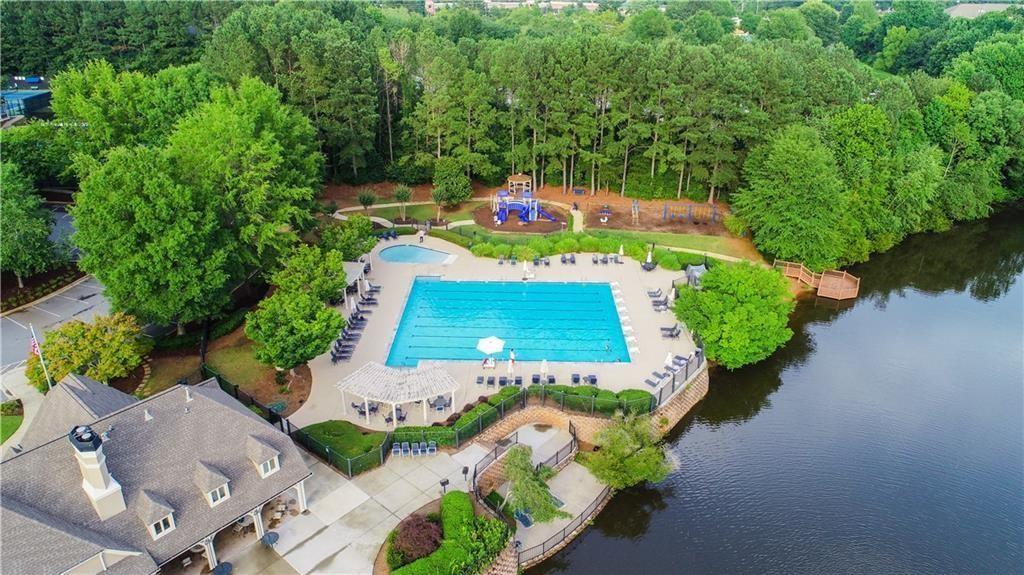 365 Morning Dew Circle