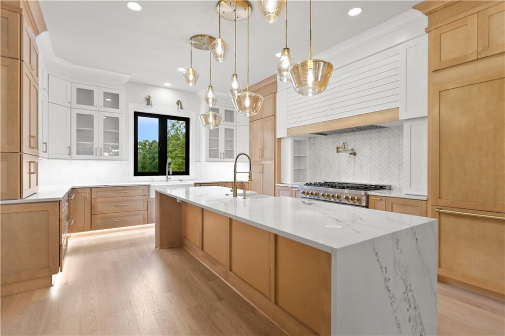 535 River Estates Parkway