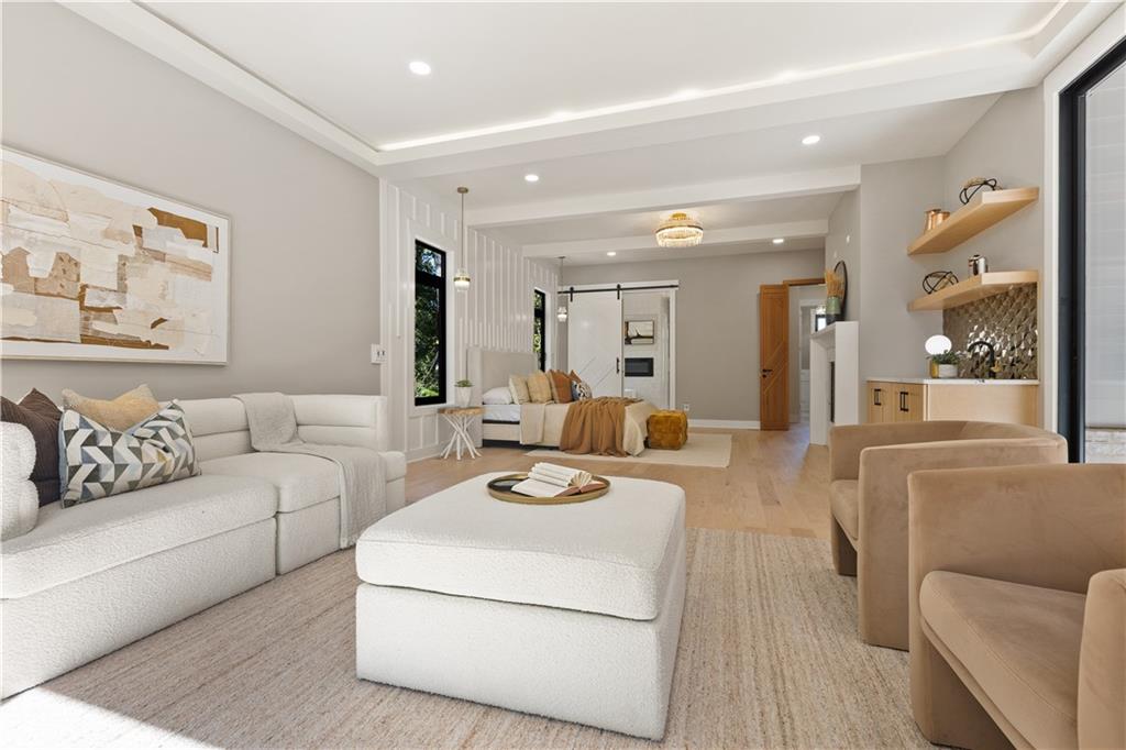 535 River Estates Parkway