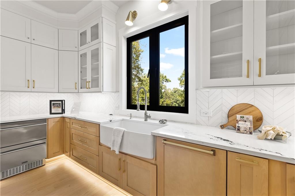 535 River Estates Parkway